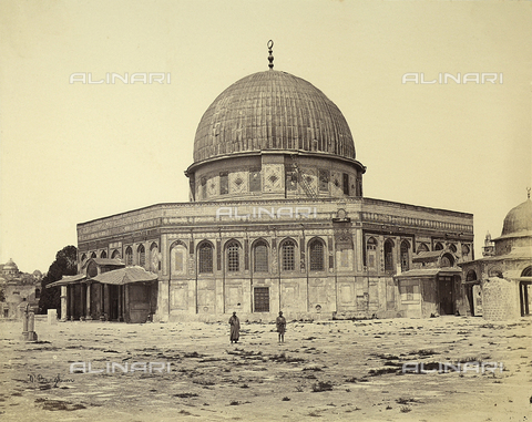 FCC-F-022683-0000 - The Dome of the Rock in the Mosque of Omar, Jerusalem - Date of photography: 1870 - 1880 ca. - Alinari Archives, Florence