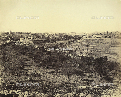 FCC-F-022691-0000 - View of the Valley of Gihon and the Spring of Gihon, on the outskirts of Jerusalem - Date of photography: 1870 - 1880 ca. - Alinari Archives, Florence