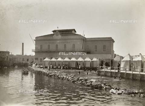 FVQ-F-008930-0000 - "Bagni Pancaldi - veduta dei Bagni Arenosi", Livorno - Date of photography: 1920 ca. - Alinari Archives, Florence