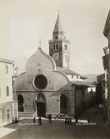 FVQ-F-024881-0000 - The facade and bell tower of the Cathedral of St. Giovanni e Paolo in Piazza Marconi, Muggia, province of Trieste - Date of photography: 1890-1900 ca. - Alinari Archives, Florence