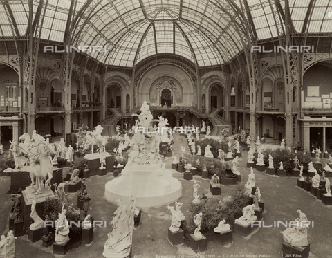 FVQ-F-030518-0000 - Il salone del Grand Palais, Esposizione Universale di Parigi del 1900 - Data dello scatto: 1900 - Archivi Alinari, Firenze