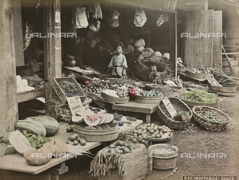 FVQ-F-040256-0000 - Fruit and Vegetable Shop, Japan - Date of photography: 1866 - 1890 - Alinari Archives, Florence