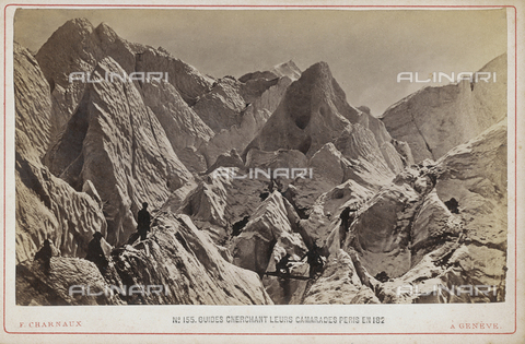 FVQ-F-054882-0000 - Group of explorers during the search of the bodies of lost Alpinists, Switzerland - Date of photography: 1880 ca. - Alinari Archives, Florence
