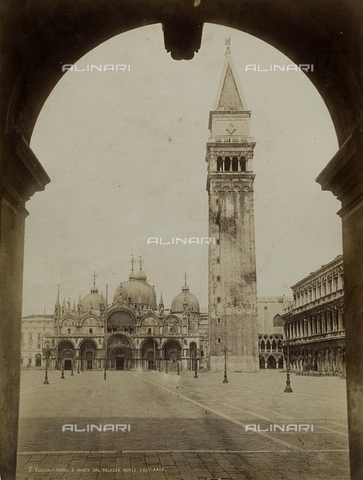 FVQ-F-062747-0000 - View of Piazza San Marco with the Basilica and the Bell tower, Venice - Date of photography: 1860-1870 - Alinari Archives, Florence