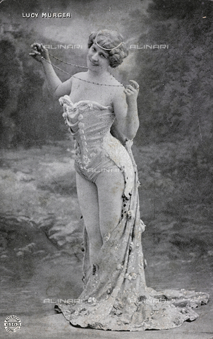 FVQ-F-082081-0000 - Ritratto dell'attrice francese Lucy Murger, cartolina - Data dello scatto: 1900-1910 - Archivi Alinari, Firenze
