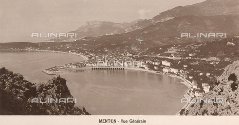 FVQ-F-102919-0000 - Panorama of Menton, France - Date of photography: 1920 - 1925 - Alinari Archives, Florence