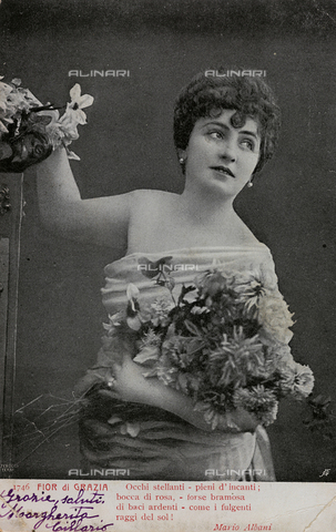 FVQ-F-116650-0000 - Ritratto di giovane donna, cartolina - Data dello scatto: 1900-1910 - Archivi Alinari, Firenze