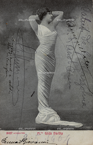 FVQ-F-116670-0000 - Ritratto dell'attrice Gilda Darty, cartolina - Data dello scatto: 1900-1904 - Archivi Alinari, Firenze