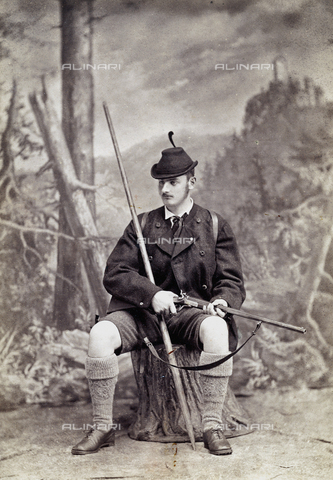 FVQ-F-120660-0000 - Young hunter in traditional dress - Date of photography: 1890-1900 ca. - Alinari Archives, Florence