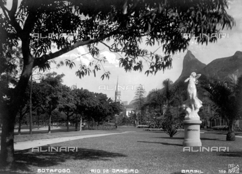FVQ-F-132526-0000 - Botafogo Park, Rio de Janeiro - Date of photography: 1910-1920 ca. - Alinari Archives, Florence