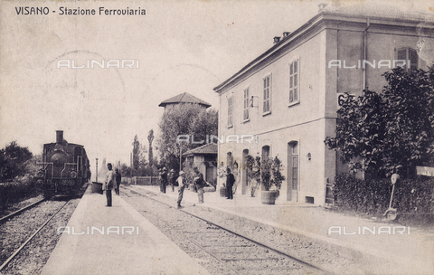 FVQ-F-136157-0000 - The train station of Visano, province of Brescia - Date of photography: 1914 ca. - Alinari Archives, Florence