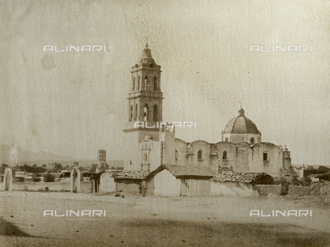 FVQ-F-141037-0000 - A church with an imposing bell tower in Maravatio in Mexico - Date of photography: 1863 - 1866 - Alinari Archives, Florence