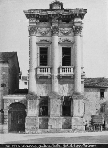 FVQ-F-168897-0000 - Palazzo Porto - Breganze - Date of photography: 1880 ca. - Alinari Archives, Florence
