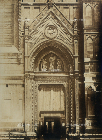 FVQ-F-210231-0000 - South door (Door of the Canons) of the Cathedral of Santa Maria del Fiore in Florence - Date of photography: 1855 ca. - Alinari Archives, Florence