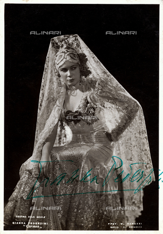 FVQ-F-P56695-0000 - Ritratto della cantante lirica Gianna Pederzini in "Carmen" - Data dello scatto: 1940 ca. - Archivi Alinari, Firenze