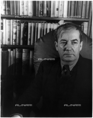 GBB-F-001026-0000 - 1933, USA : The american writer SHERWOOD ANDERSON (1876 - 1941). His most enduring work is the short story sequence " Winesburg, Ohio "(1919). - © ARCHIVIO GBB / Archivi Alinari