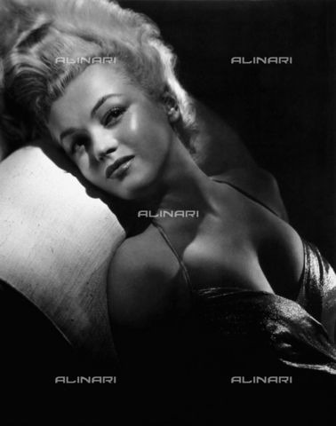 GBB-F-001731-0000 - 1950, LOS ANGELES, USA : The american actress MARILYN MONROE (1926 - 1962), pubblicity still. - © ARCHIVIO GBB / Archivi Alinari