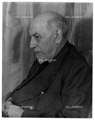 GBB-F-003527-0000 - 1935, 25 july, NEW YORK, USA : The italian dramatist playwriter LUIGI PIRANDELLO (1867 - 1936), 1934 Nobel winner prize for Literature. - © ARCHIVIO GBB / Archivi Alinari