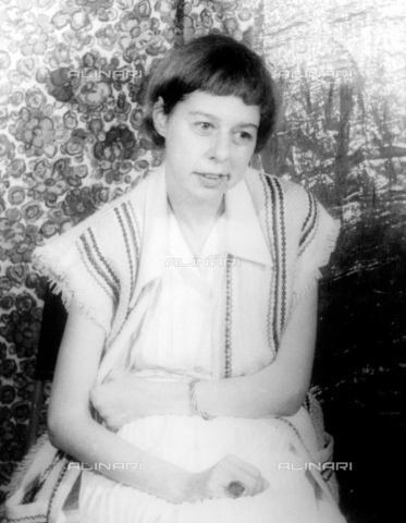 GBB-F-007489-0000 - 1959, 31 july, NEW YORK, USA: The celebrated american woman writer CARSON McCULLERS (1917-1967), author of" The Heart Is a Lonely Hunter" (1940)and" Reflections in a Golden Eye" (1941) - © ARCHIVIO GBB / Archivi Alinari