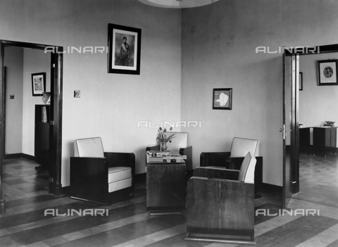GCQ-A-003405-0026 - Activities of the Italians abroad. Casa d'Italia in Belo Horizonte: the Consul's studio - Date of photography: 1930 - 1935 ca. - Alinari Archives, Florence