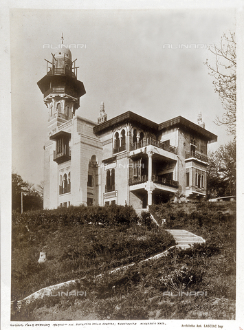 GCQ-A-003407-0011 - The villa built by the architect Antonio Lasciac in the hills of Rafut in Gorizia, now Slovenian territory:  The villa, constructed between 1912 and 1914, was destroyed by the war and rebuilt from 1928-1929 - Date of photography: 1930 ca. - Alinari Archives, Florence