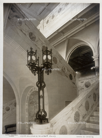 GCQ-A-003407-0014 - The balustrade of the grand staircase of the villa built for Princess Amina by the architect Antonio Lasciac, in Cairo - Date of photography: 1910-1915 ca. - Alinari Archives, Florence