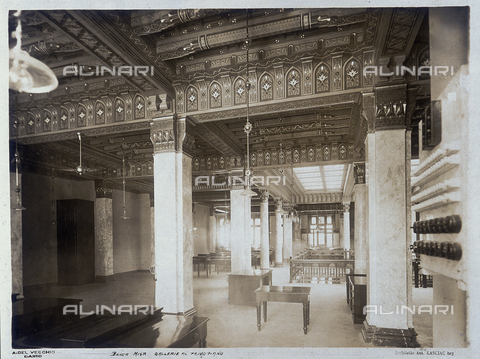 GCQ-A-003407-0028 - The gallery of the first floor, in the Misr bank designed by the architect Antonio Lasciac, Cairo - Date of photography: 1910-1915 ca. - Alinari Archives, Florence
