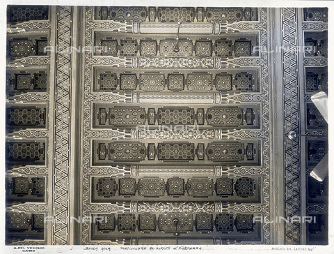 GCQ-A-003407-0033 - Detail of the ceiling of the entrance to the Misr Bank, realized by the architect Antonio Lasciac, in Cairo - Date of photography: 1910-1915 ca. - Alinari Archives, Florence