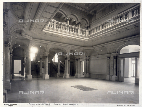 GCQ-A-003407-0050 - The Great Central Hall in the Palace of Adly Pasha Yeghean, realized by the architect Antonio Lasciac, in Cairo - Date of photography: 1910-1915 ca. - Alinari Archives, Florence
