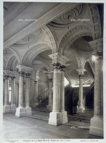 GCQ-A-003407-0051 - The main staircase in the Palace of Adly Pasha Yeghean, realized by the architect Antonio Lasciac, in Cairo - Date of photography: 1910-1915 ca. - Alinari Archives, Florence