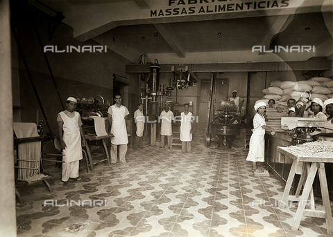 GCQ-A-008558-0011 - Activities of Italians Abroad. "Merchants and Industrialists of Belo Horizonte" in Brazil; interior of the pasta factory of the Italian Domenico Costa - Date of photography: 1930-1935 - Alinari Archives, Florence