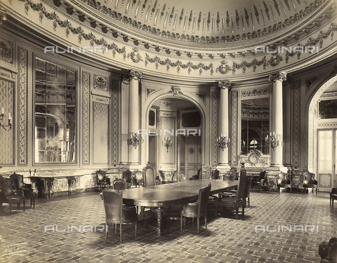 GCQ-F-000070-0000 - "Archive of works by Italian talent abroad;" the Queen's hall in the Palace of Ras et-Tin in Alexandria, Egypt, architectural work by Ernesto Verrucci - Date of photography: 1930-1940 ca. - Alinari Archives, Florence