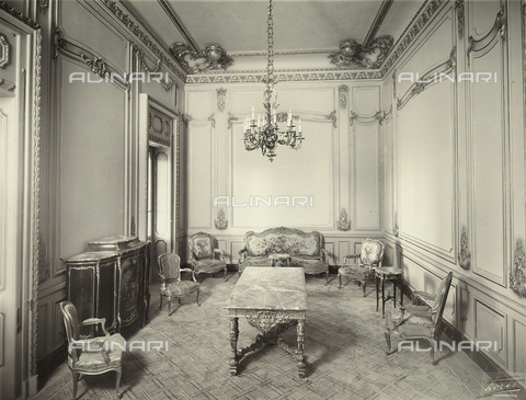 GCQ-F-009164-0000 - "Archive of the works by Italian talent abroad;" sitting room on the ground floor of the Royal Palace of Montazah, Alexandria, Egypt. The complex was built by the architect Ernesto Verrucci - Date of photography: 1930-1940 ca. - Alinari Archives, Florence