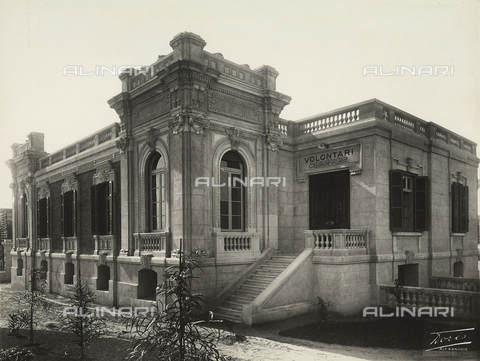 GCQ-F-009172-0000 - "Archive of works by Italian talent abroad;" the volunteer's pavilion in the building of the Associazione Internazionale Soccorsi Sanitari in Alexandria, Egypt. The complex was built by the architect Ernesto Verrucci - Date of photography: 1930-1940 ca. - Alinari Archives, Florence