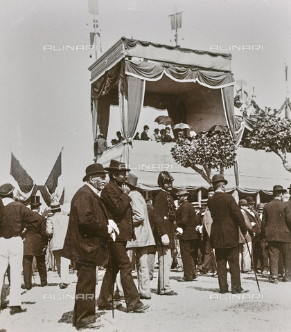 GLQ-F-001662-0000 - Demonstration for the inauguration at the Equestrian Monument dedicated to Giuseppe Garibaldi on Gianicolo in Rome - Date of photography: 20/091895 - Alinari Archives, Florence