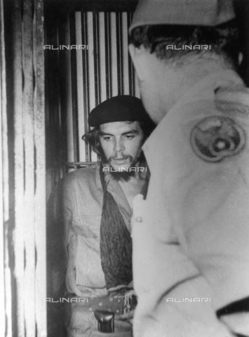 IMA-F-506126-0000 - Ernesto Che Guevara, 1960 circa - Data dello scatto: 1960 circa - Austrian Archives / brandstaetter images /Archivi Alinari