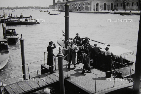 IMA-F-646841-0000 - Venice, the Austrian Foreign Minister Egon Berger-Waldenegg in Venice by Giacomelli, V - Date of photography: 1935 - Giacomelli / Austrian Archives / brandstaetter images /Alinari Archives