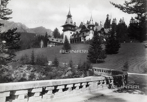 KRQ-F-000001-0000 - View of the castle of Pelesch or Peleà§, in Sinaia, in Rumania. Erected by King Charles I between 1875 and 1883, and enlarged between 1896 and 1914 - Date of photography: 1900 - 1910 ca. - Alinari Archives, Florence