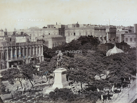 KRQ-F-001253-0000 - The Square of the Consuls in Alexandria in Egypt with the Monument to Mohammed Ali - Date of photography: 1880 ca. - Alinari Archives, Florence