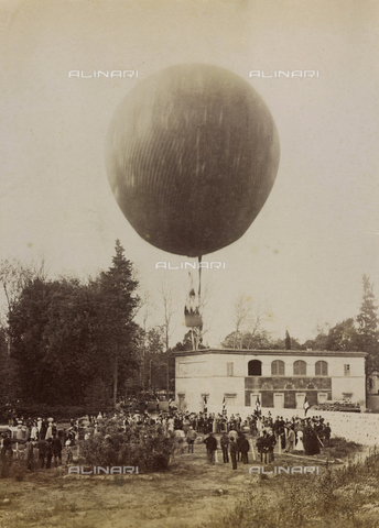 MFC-A-004659-0040 - Hot air balloon in Tivoli Gardens in Florence - Date of photography: 1871 ca. - Alinari Archives, Florence