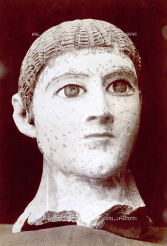MFC-S-000076-0001 - Greco-egyptian male head in encaustic and tempera from the hellenistic period - Date of photography: 1870 ca. - Alinari Archives, Florence