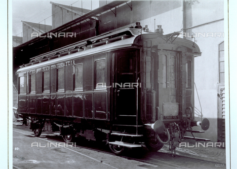 MFC-S-001066-0007 - The wagon reserved for the inspector general of the romanian state railway - Date of photography: 1890-1900 ca. - Alinari Archives, Florence