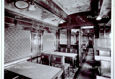 MFC-S-001066-0016 - The old arrangement of the dining car of the international 'Wagons Lits' company - Date of photography: 1890-1900 ca. - Alinari Archives, Florence