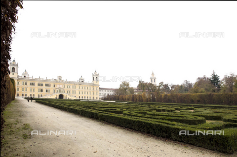 MGA-F-000234-0000 - View of the Royal Palace of Colorno garden also called Palazzo Ducale - Maurizio Gabbana Archive/ Alinari Archives
