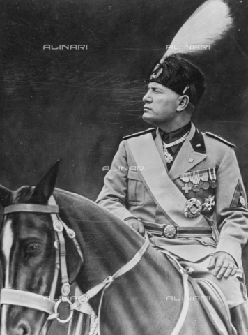 MRC-A-000001-0002 - Album "Duce": Benito Mussolini on horseback - Date of photography: 11/02/1933 - Istituto Luce / Alinari Archives, Florence