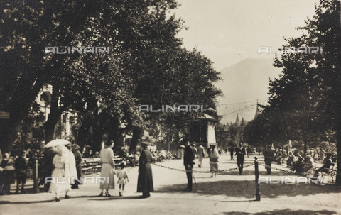 PDC-A-004613-0075 - Passeggiata of Cura - Date of photography: 1920 ca. - Alinari Archives, Florence