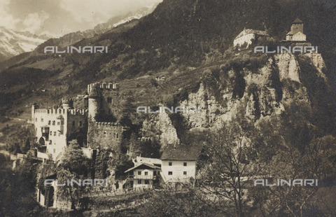 PDC-A-004613-0076 - Fontana and Tyrol Castles - Date of photography: 1920 ca. - Alinari Archives, Florence