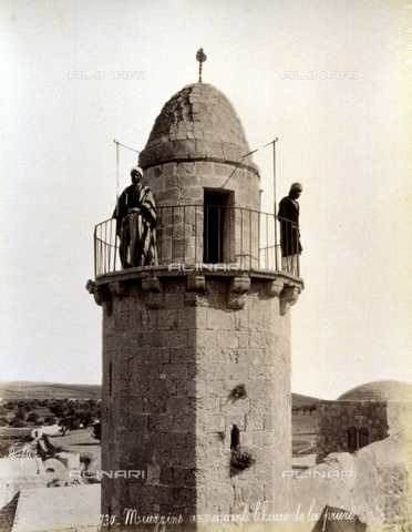 PDC-A-004676-0023 - Two muezzin are calling the faithful to prayer from the top of a minaret - Date of photography: 1870-1880 ca. - Alinari Archives, Florence