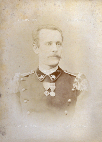 PDC-F-001930-0000 - Half-length portrait of an Army officer in uniform - Date of photography: 1871-1879 ca. - Alinari Archives, Florence