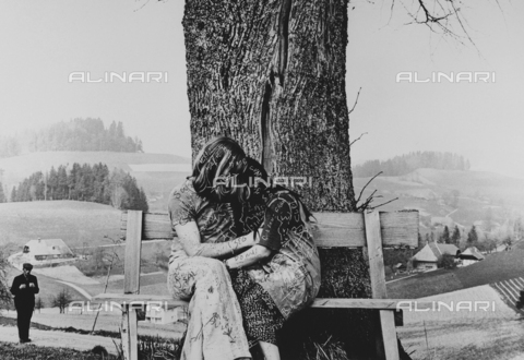 PDC-F-005341-0000 - "Gli innamorati" (The lovers) - Date of photography: 1974 - Alinari Archives, Florence